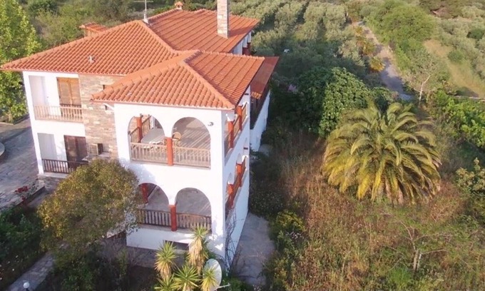 Ouranoupoli Apartment | Villa Maria Αpartment Ground Floor by TravelPro Services