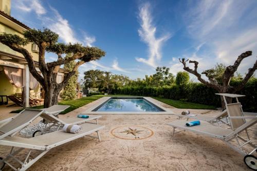 Carassai Villa | Villa MERAVIGLIA, heated pool, 16 km from the sea