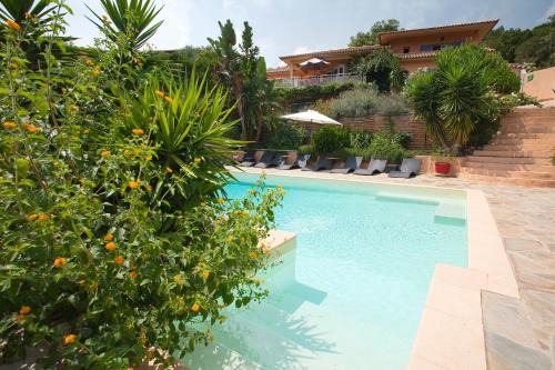 Favone Bed & Breakfast | Villa Mimosa
