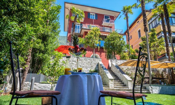 Muralto Bed & Breakfast | VILLA MURALTO Boutique Hotel Rooms and Garden