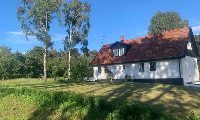 Malarhusens Villa | Villa near beach and nature