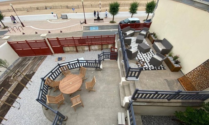 Quartier des Dunes Villa | Villa Neptune, Chatelaillon Plage - Facing the beach and ocean - Swimming pool