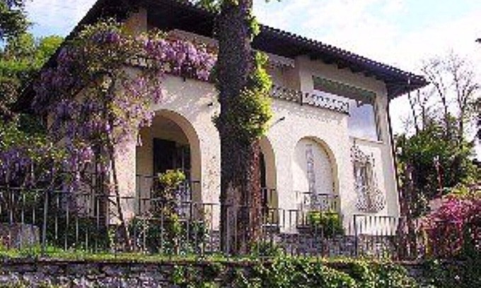 Ronco sopra Ascona Villa | Villa on a hill with magnificent views of Lake Maggiore