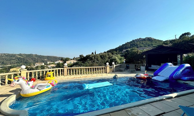 Gattieres House | Villa on the french riviera in Nice with swimming pool