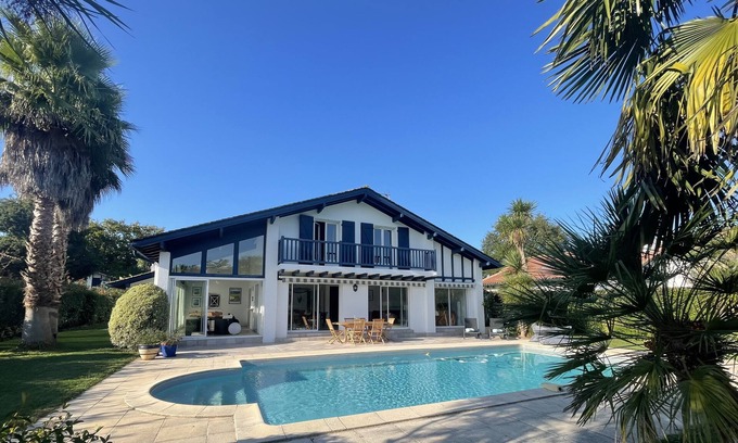 Bassussarry House | Villa on the Makila golf course near Biarritz