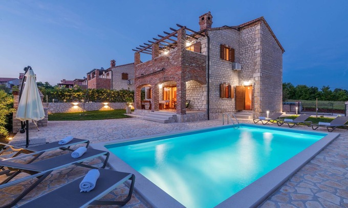 Butkovici House | Villa Paradis 6 - family villa with Pool