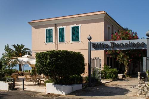 San Felice Circeo Hotel | Villa Penelope