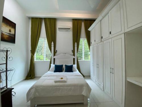 Ijok Villa | VILLA PERMATA IBU