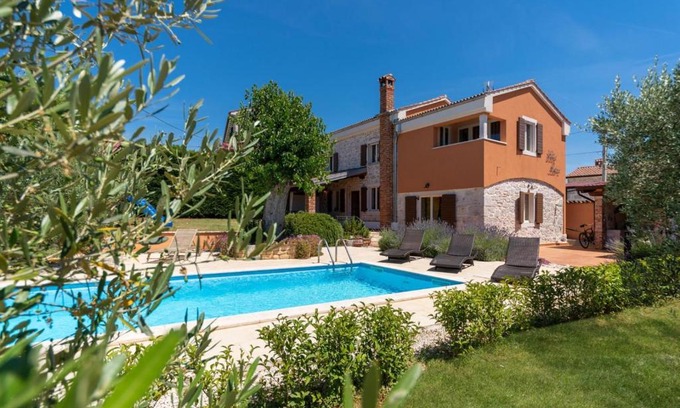 Dracevac Villa | Villa Petra
