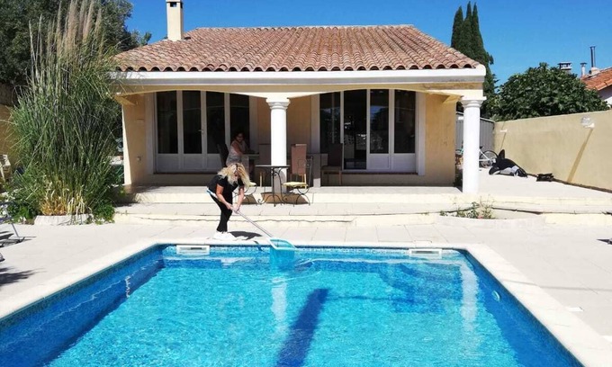 Saint-Mitre Villa | Villa, Piscine Privée !