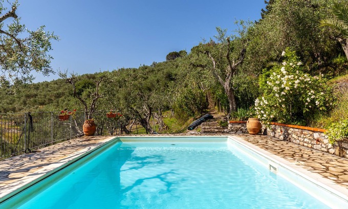 Calci Villa | Villa 'Podere Par di Rota' with Pool, Terrace & Wi-Fi
