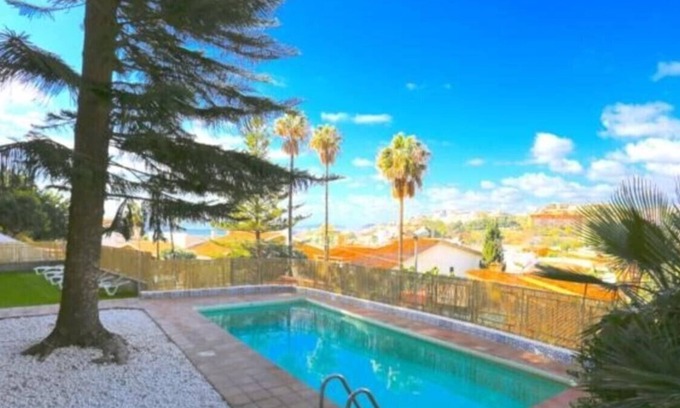 El Candado House | VILLA PRIVATE NEAR THE BEACH, POOL, SEA VIEW, BBQ, WIFI