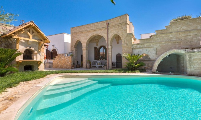 Spongano Villa | Villa Raffaella by BarbarHouse