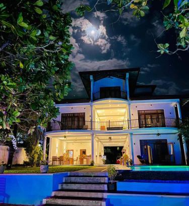 Aluthgama House | Villa Riverside