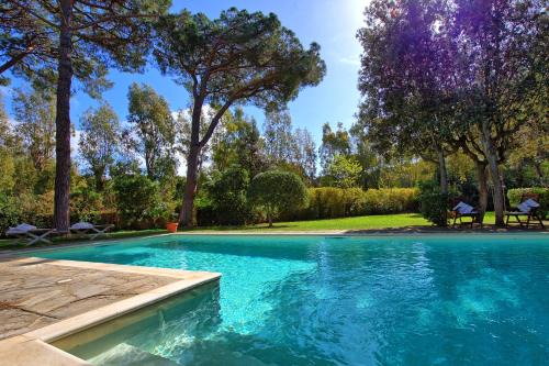Roccamare Villa | Villa Rocca Mare by PosarelliVillas