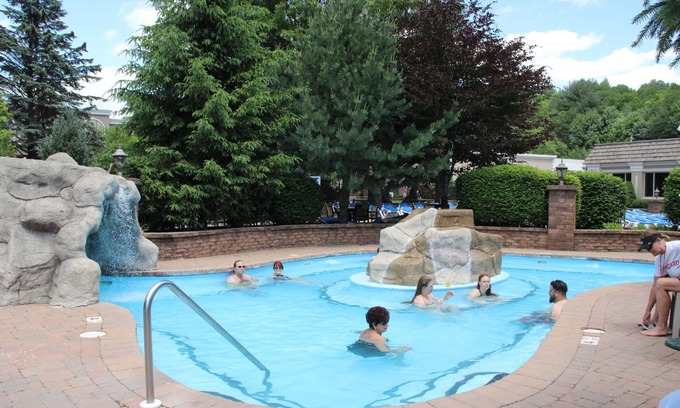 Town of Delaware Resort | Villa Roma Resort and Conference Center