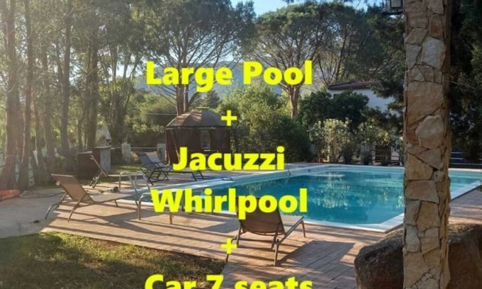 Villaggio delle Mimose Villa | "Villa Stravanata" with swimming Pool - car available - outdoor heated hot tub