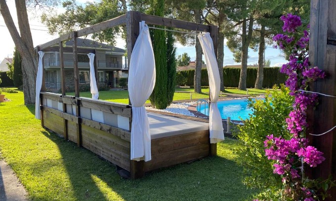 Zaragoza Villa | VILLA SA CALMA