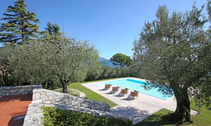 Manerba del Garda Villa | Villa San Giacomo - Five Bedroom Villa, Sleeps 13