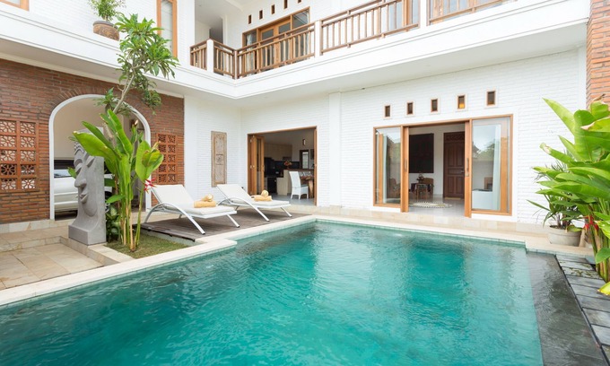 Denpasar Timur Villa | Villa Sari Tagtag Ocean view 1Km walk to the beach