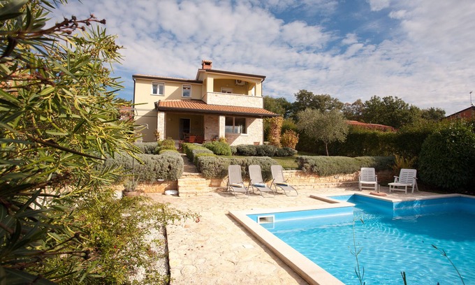 Brnobici Villa | Villa Sofia: Private Pool, Mature Garden, Sea Views