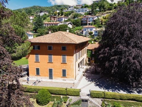 Tavernerio Apartment | Villa Solzago - by MyHomeInComo