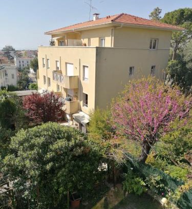 Saint Maurice Apartment | Villa Soraya , quiet location with big garden near beach and old town of NICE