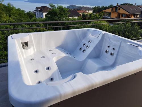 Cresseglio Apartment | Villa Spa Nipotine
