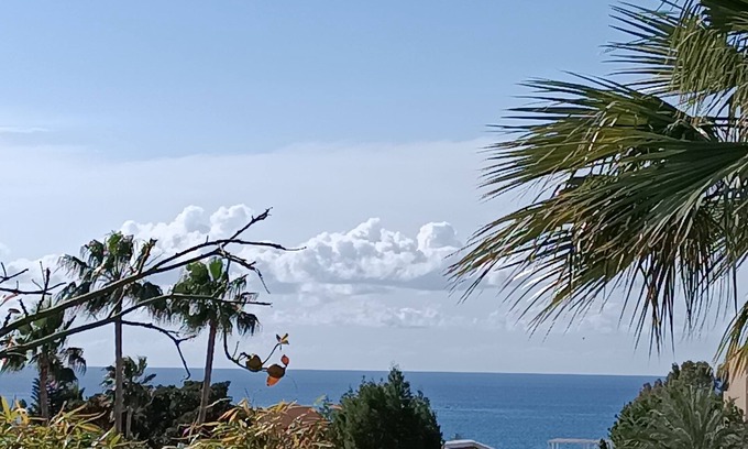 Pyrgos House | Villa sur Mer, Piscine et Jardin