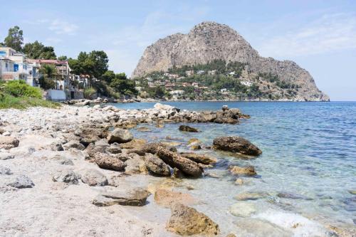 Capo Zafferano Villa | VILLA TORRAMMARE - RELAX ON THE SEASIDE