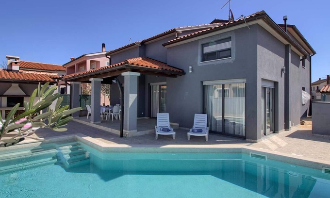 Skatari Villa | Villa Verde with heated pool (Istria - Pula)