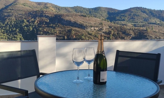 Nerja Cottage | VILLA VICTORIA RIO DE LA MIEL