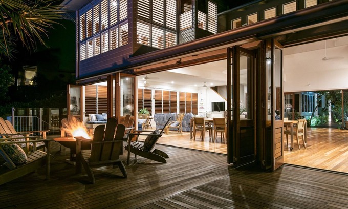 Peregian Beach House | Villa Villa Coola -beach front with private access