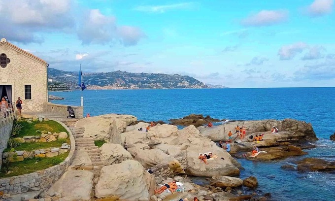 Bordighera Villa | Villa 'Villetta In Bordighera' with Sea View, Private Terrace and Wi-Fi