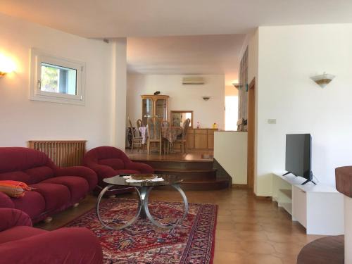 Borgo Tossignano Villa | Villa Volpe - Free WiFi & Private Parking