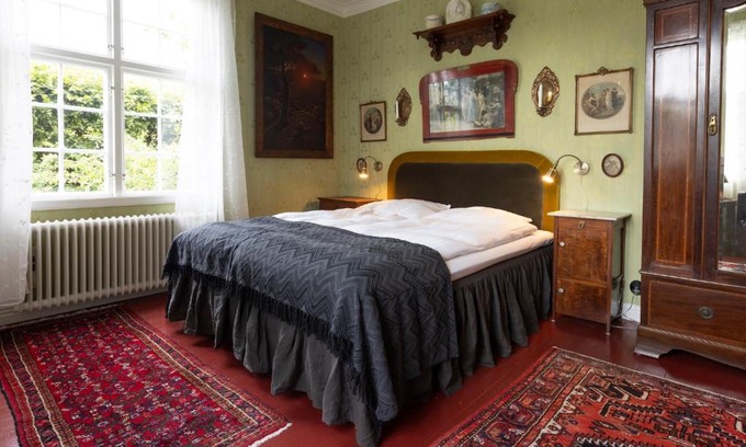 Varberg Bed & Breakfast | Villa Wäring Husrum & Frukost