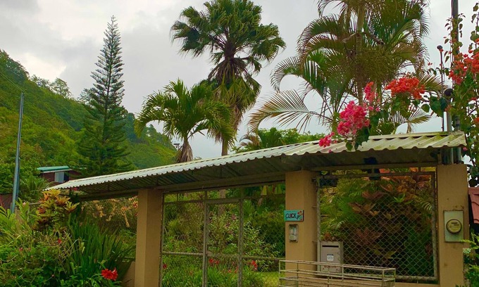 Orosi House | Villa w/large garden & views! Safe with security bars around entire property