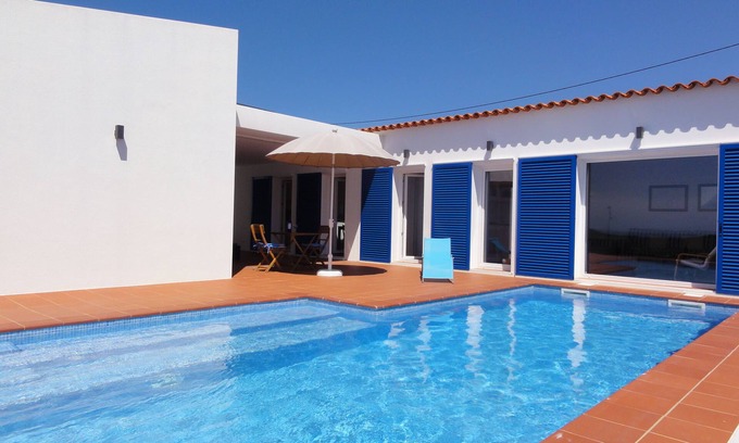 Aljezur Villa | Villa with garden, pool, sea view - Vale da Telha/Aljezur