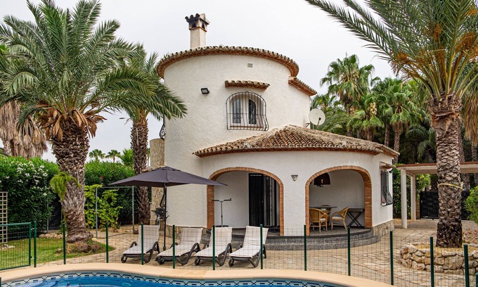 Els Poblets Villa | Villa with pool, few minutes from the beach