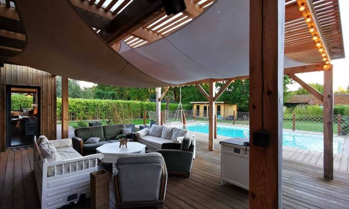 Saumos Villa | Villa with pool located near ocean and lake