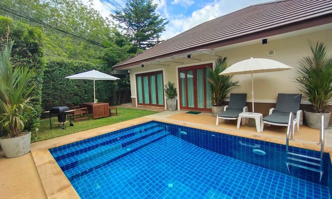 Krabi Villa | Villa with spacious garden, modern kitchen, fine interior, barbecue grill