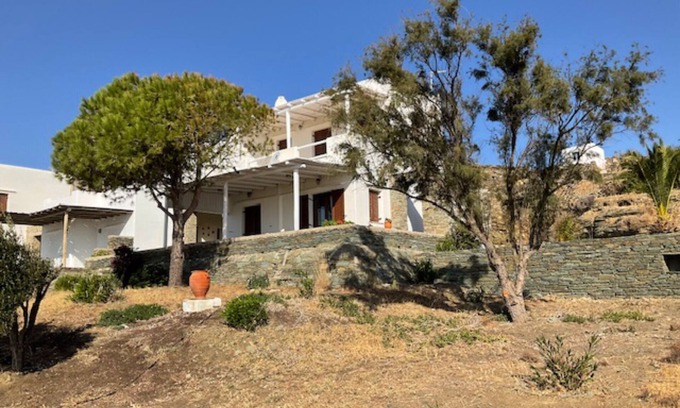 Sifnos Villa | Villa with spectacular sea and island views