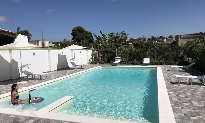 Arini Villa | Villa with swimming pool Vivi Marsala