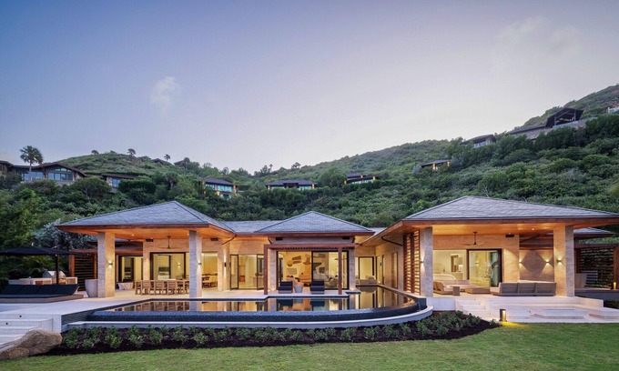 North Sound Villa | Villa Xela by Fantasia Villas