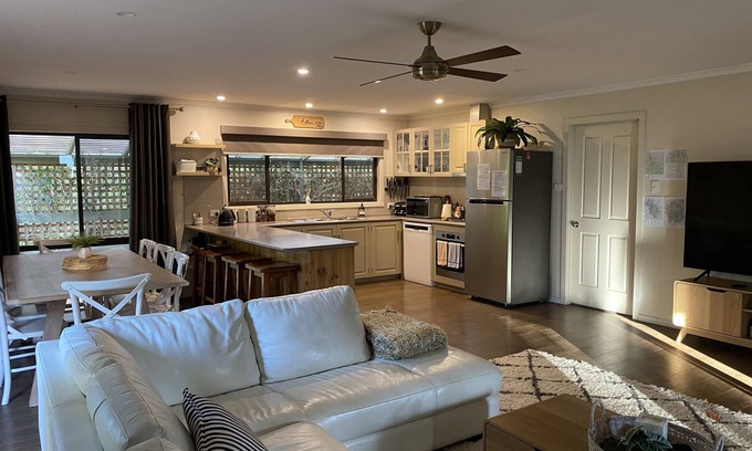 Macs Cove Apartment | Village Cove - pet friendly close to lake & snow
