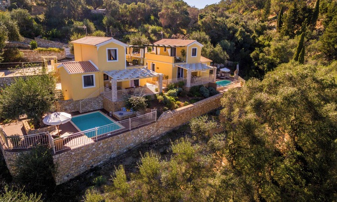 Monodendri Villa | Villas Muscallas by Konnect, 200m from the Beach.