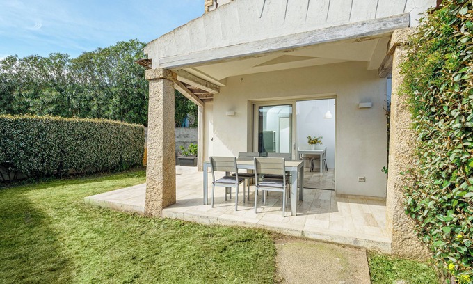 Pittulongu House | "Villetta Pellicano" near Beach with Private Terrace & Wi-Fi