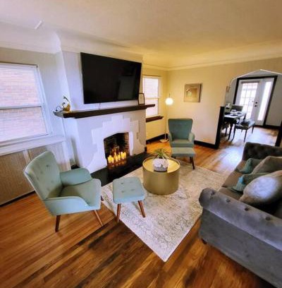 Detroit House | Vintage Charm, E. Eng. Village, 10mins to Dt. Det.