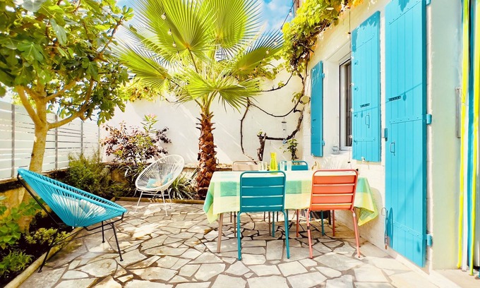 Saint-Fort-sur-Gironde House | Vintage Guesthouse: 85m2 on for 4 people.