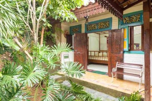 Bogor Tengah House | Vintage Room 1 in Joglo House By penggemarlawas